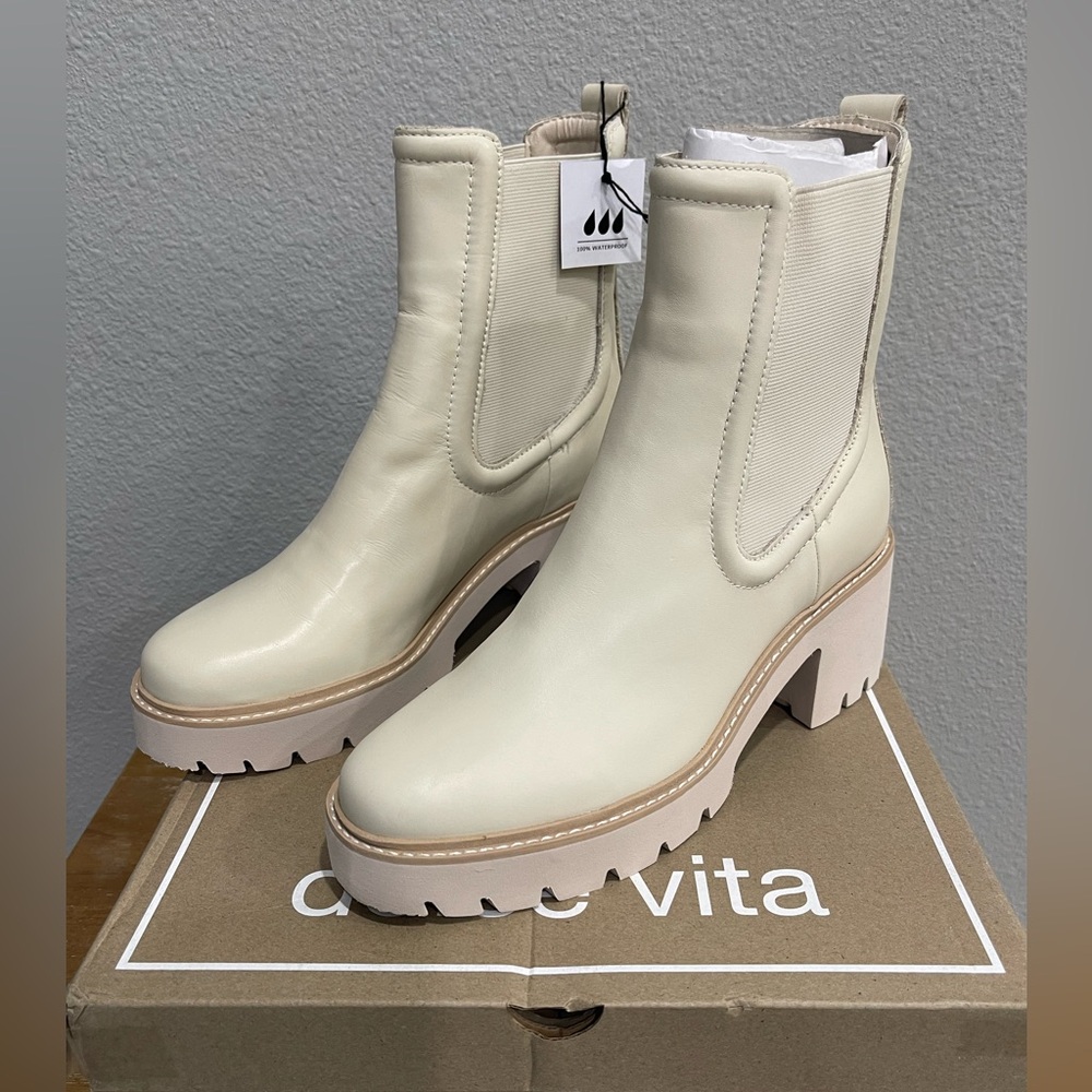 NEW, Size 8.5, Dolce Vita brand, Ivory Leather Hawk H2O boot